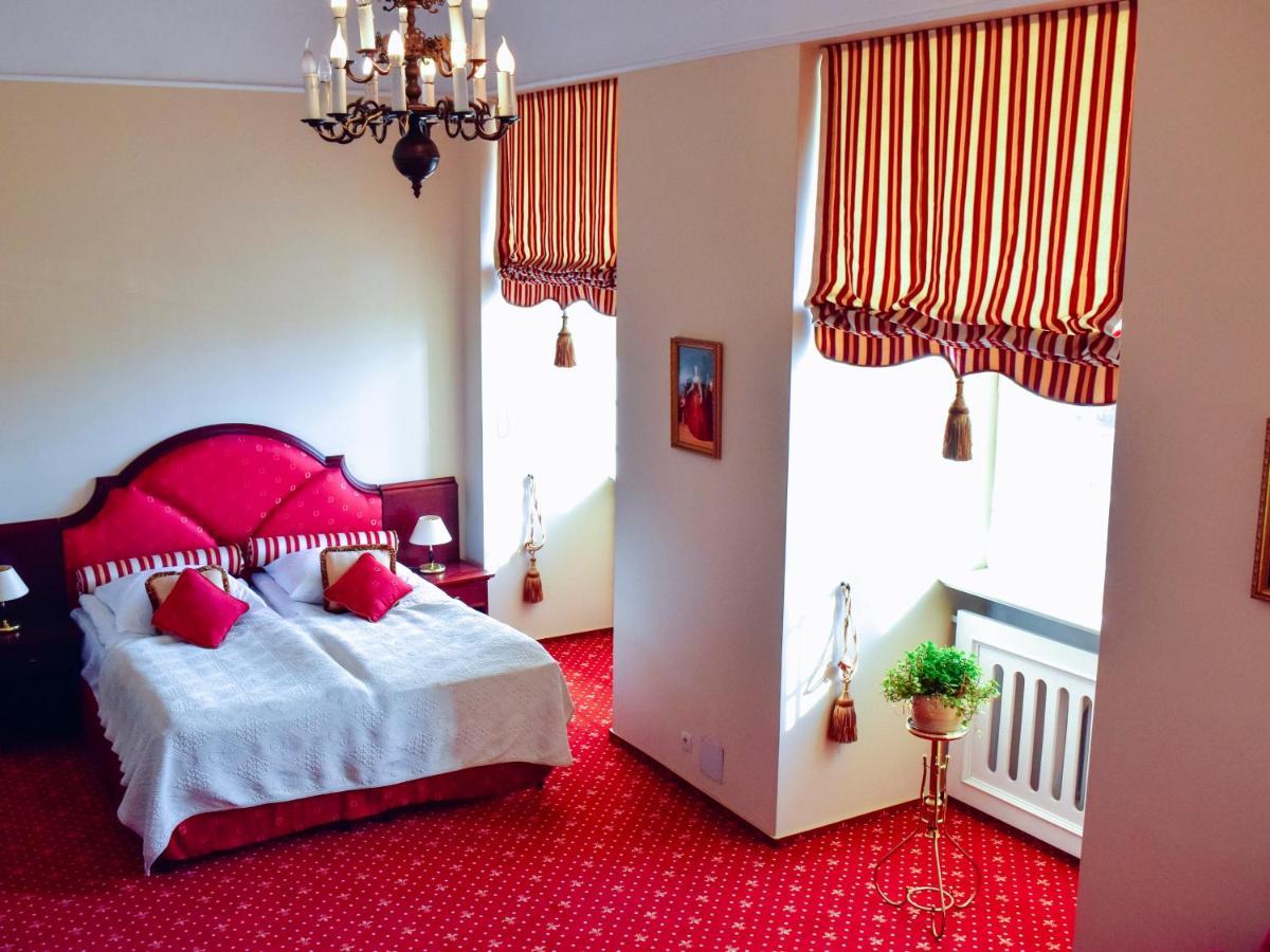 Hotel Zamek Krolewski W Rydzynie Ридзина Екстер'єр фото